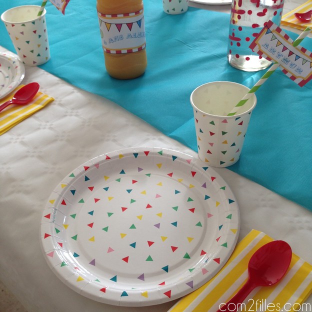 anniversaire carnaval - deco de table