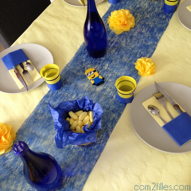 deco de table anniversaire minions