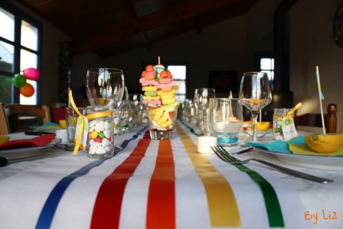 deco-table-rainbow2