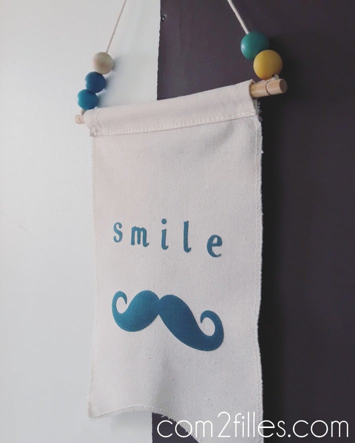 tissu thermocollant - toga - smile - moustache