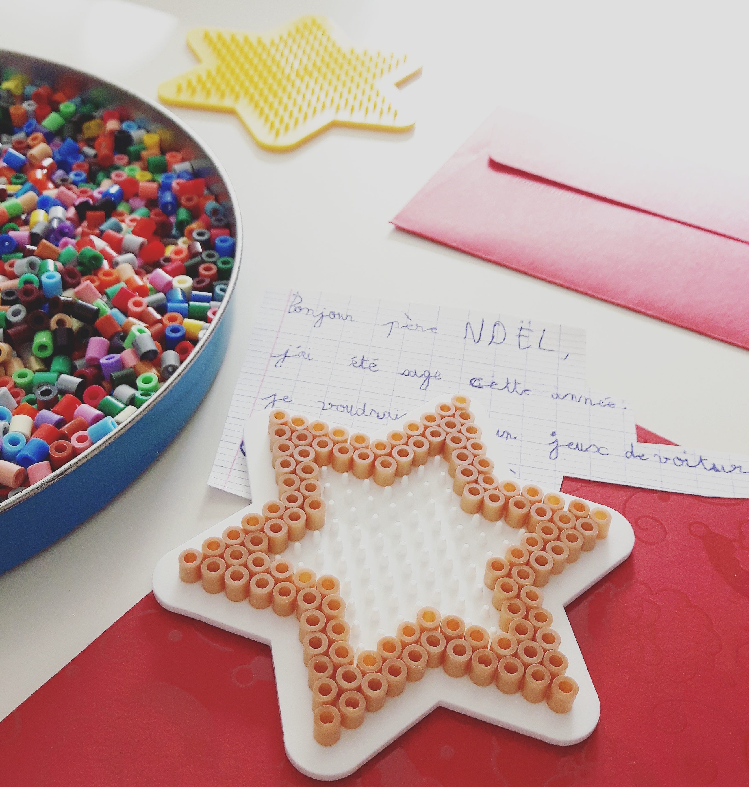 Atelier - lettre pere noel - perles hama