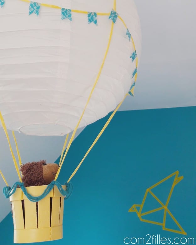 DIY - luminaire montgolfiere - chambre enfant