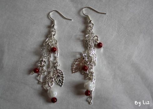 parure_breloques_rouge_blanc_argent3