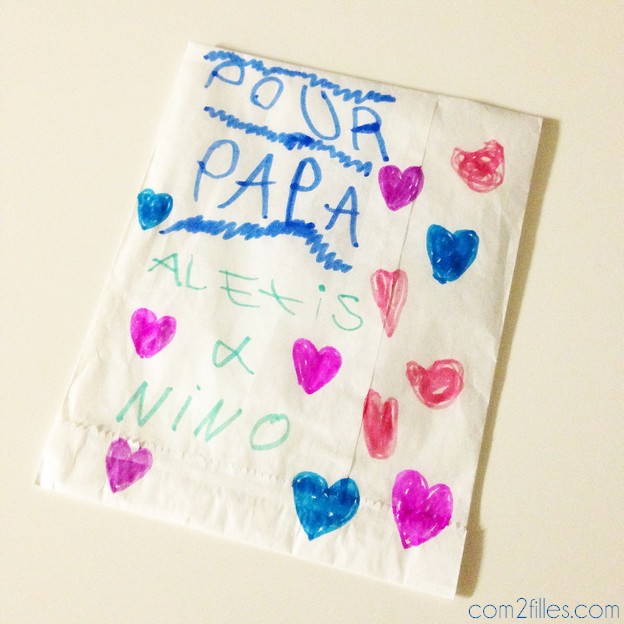 DIY kids - sachet cadeau personnalisé par des enfants