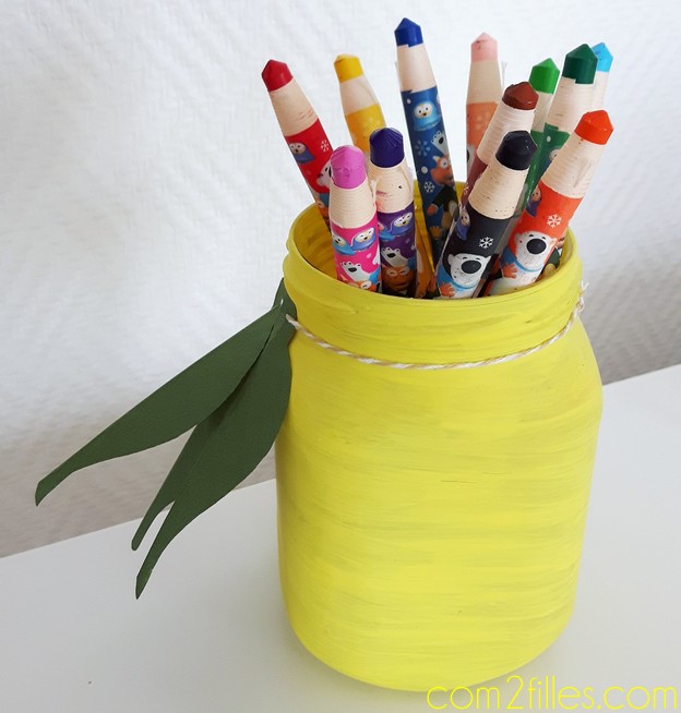 Deco enfant - pot a crayons citron