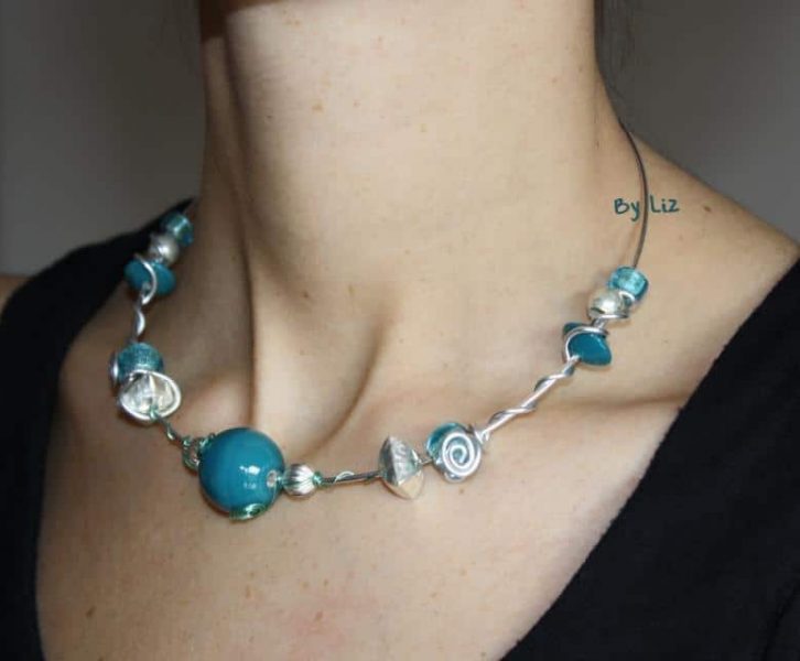 collier ras du cou turquoise
