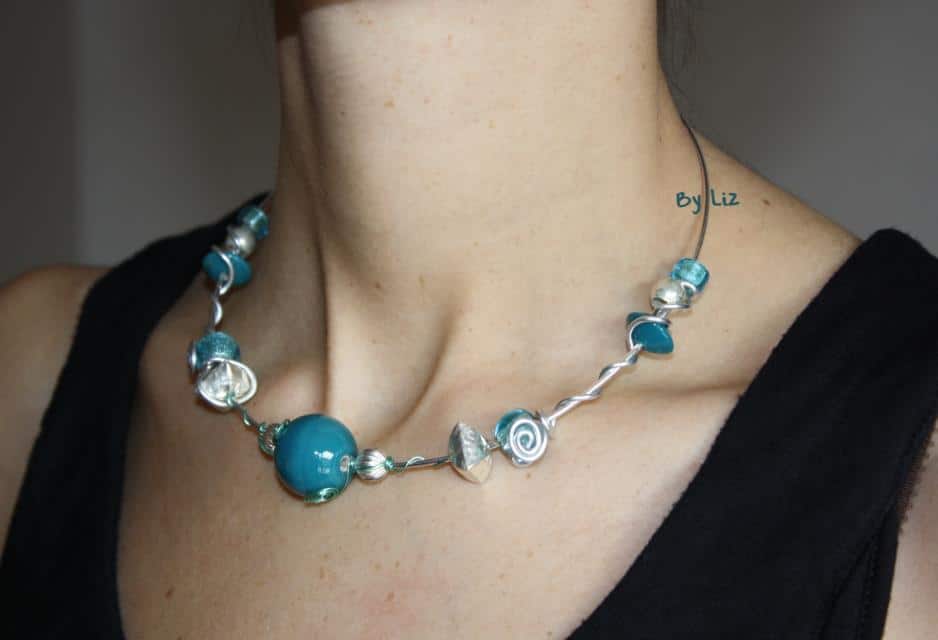 collier ras du cou turquoise