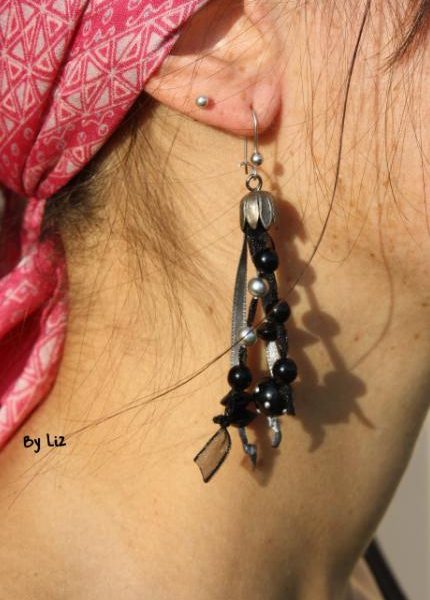 Boucle d'oreille ruban diy