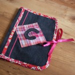 Protege carnet de sante jean et Liberty rose