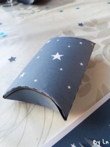 pillow box bleu étoiles