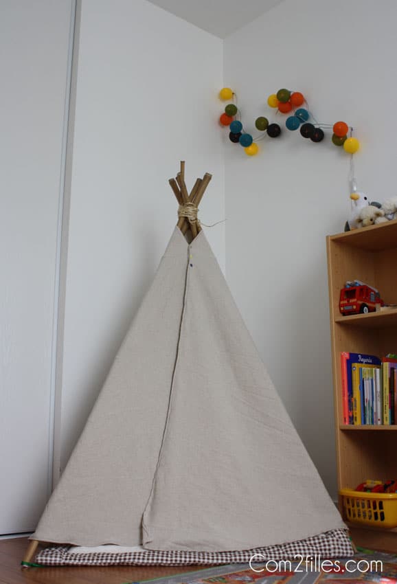 DIY Couture & déco : un tipi pour une chambre d'enfant !