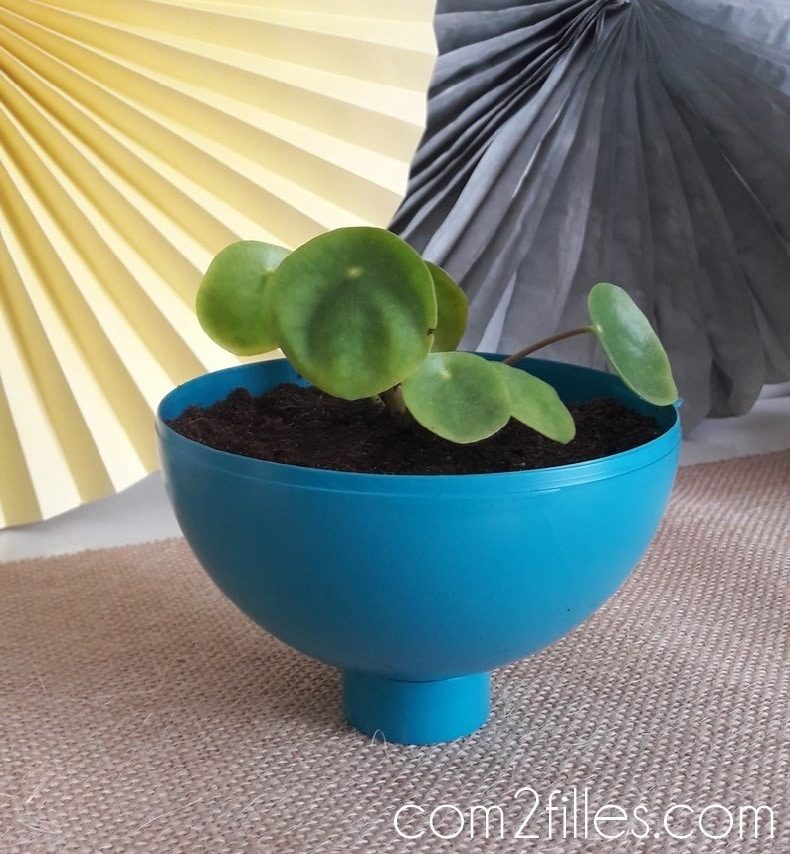 Upcycling - boule de noel - pot pour plante