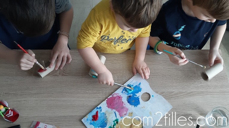 atelier-creatif-enfants-rouleaux-papier-toilette