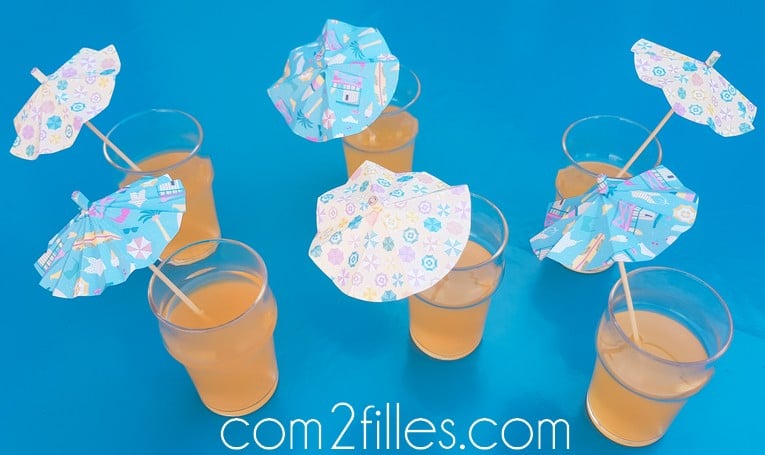 Idee deco table été - parasols en papier