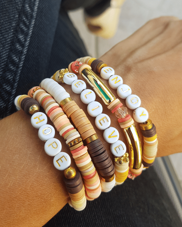 bracelets perles heishi messages